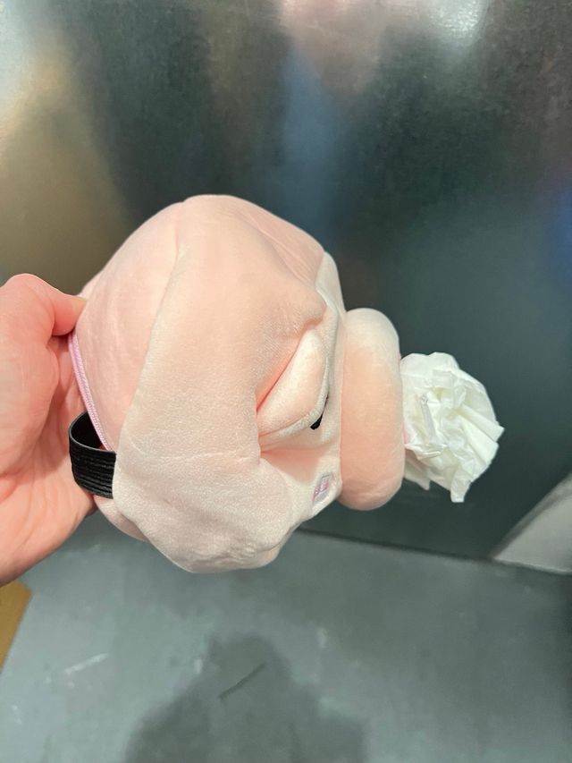 Peluche cerdito para pañuelos