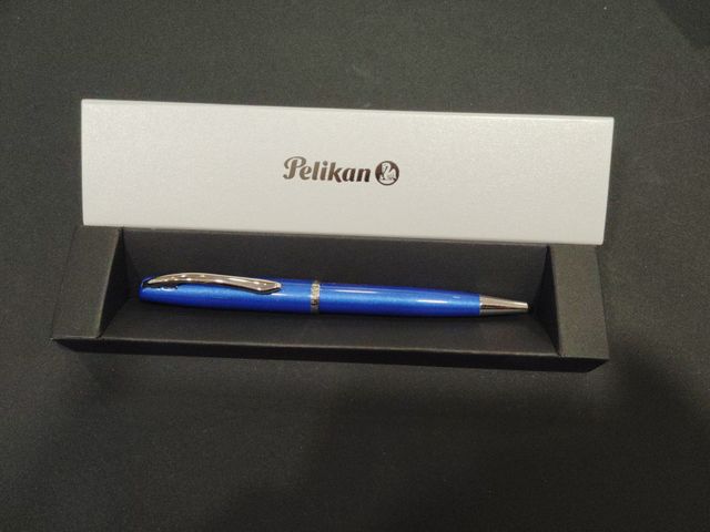 Bolígrafo Pelikan