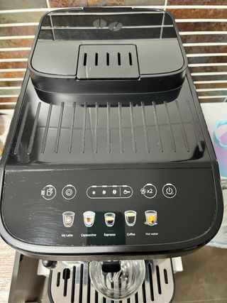 Cafetera Súper Automática Negra