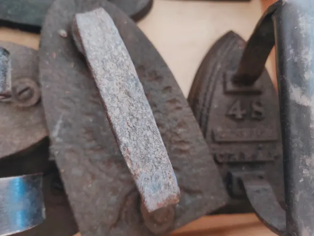 Lote de Planchas Antiguas de Hierro