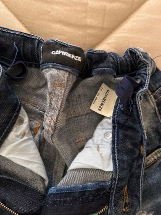 Jeans bambino neri e blu uno 10 anni e uno 8 anni