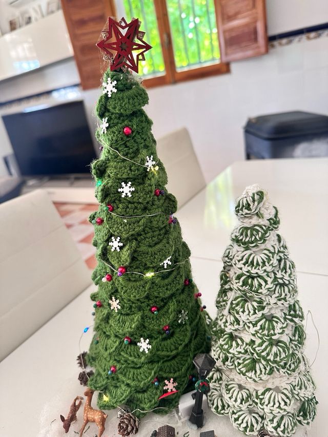 Adorno Navideño Árboles y Tren Navideño