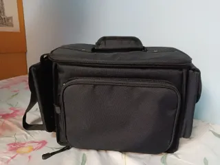 Maletín Médico con estetoscopio,tensiómetro,otosco