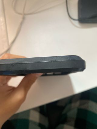 Funda iPhone 11 Negra Spigen