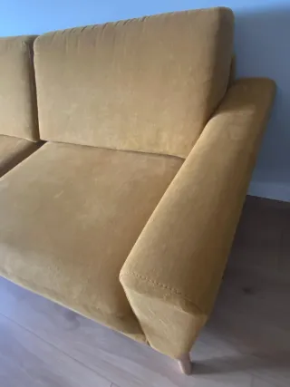 Sofá 3 plazas amarillo tela