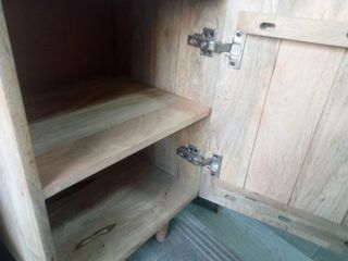 NUEVO ARMARIO PEQUEÑO DE MADERA MACIZA