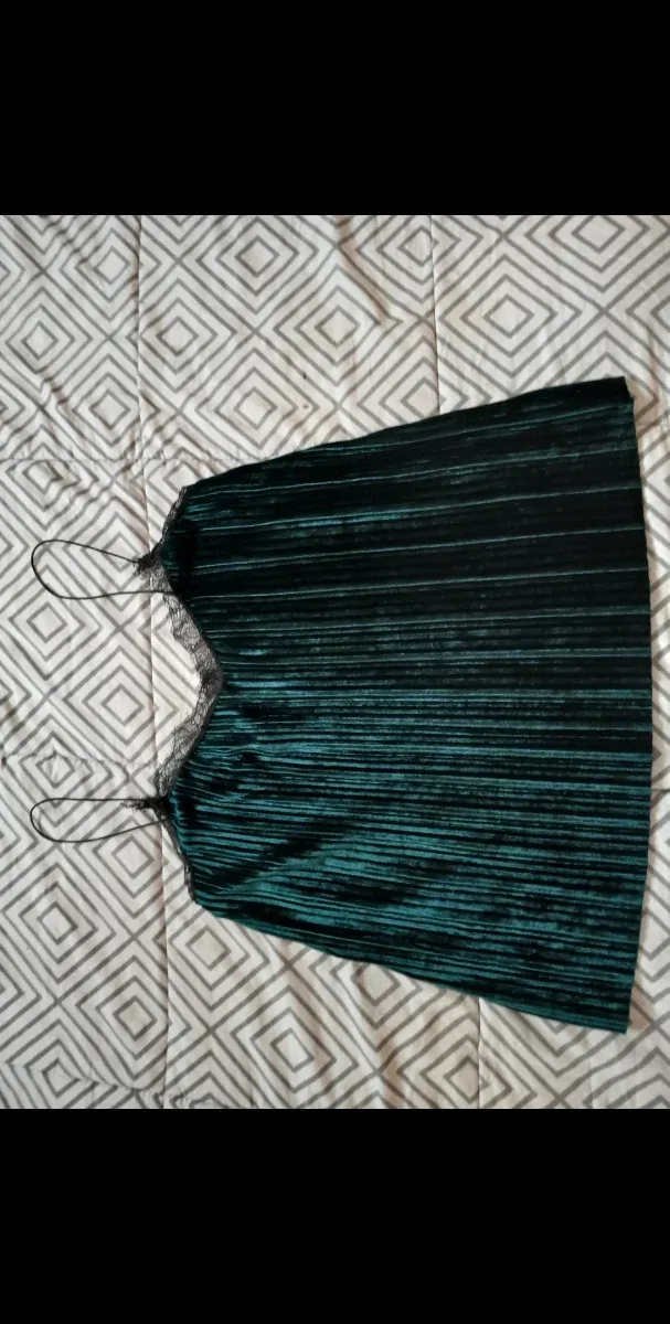 Top lencero de terciopelo