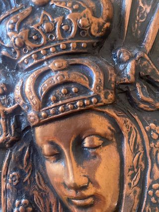 Figura Virgen Puerta del Alba