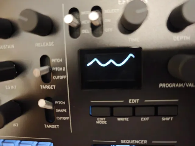 Korg Minilogue XD Sintetizador Analógico + extras