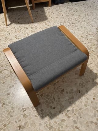 Reposapiés Poäng Ikea Madera y Tela Gris