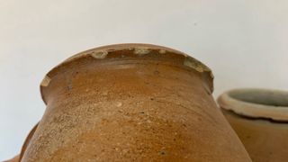 Brocca antica in gres