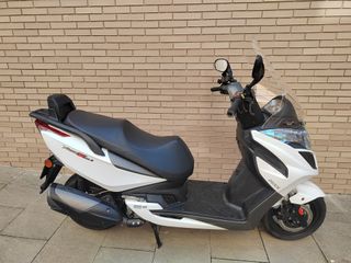 Kymco yager gt 300i
