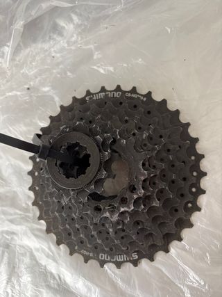 Cassette Shimano CS-HG200-9 9 Velocidades