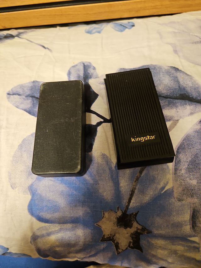 2 Mecheros de colección