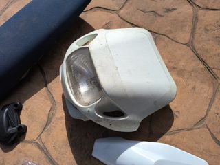 Plásticos y funda de asiento Husqvarna 2020