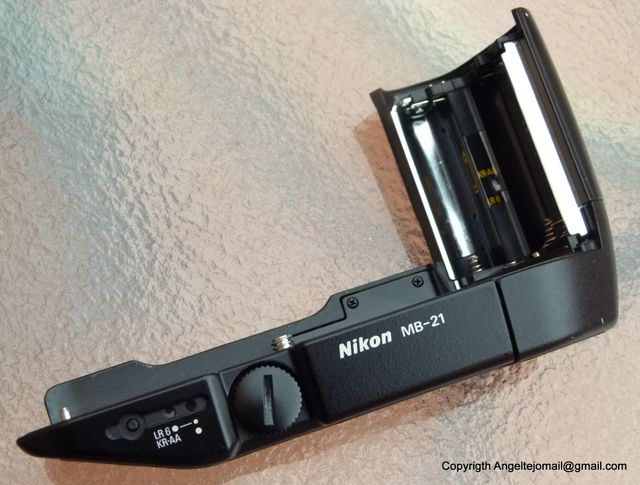 Empuñadura y Portapilas Nikon F4 S.MB 21