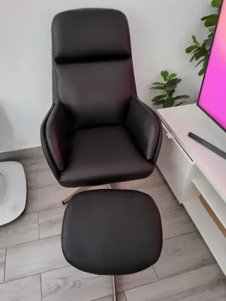 Sillón negro de polipiel