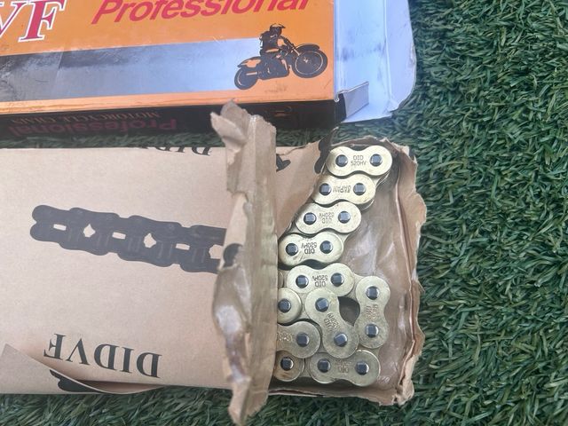 Cadena Moto DID 520HV-120L