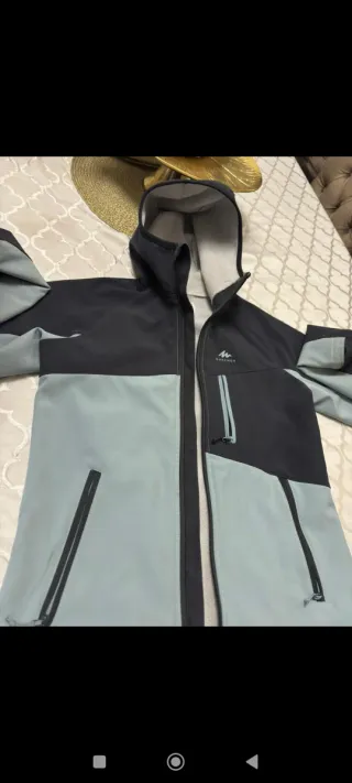 Chaqueta Quechua montaña/esquí negra y gris