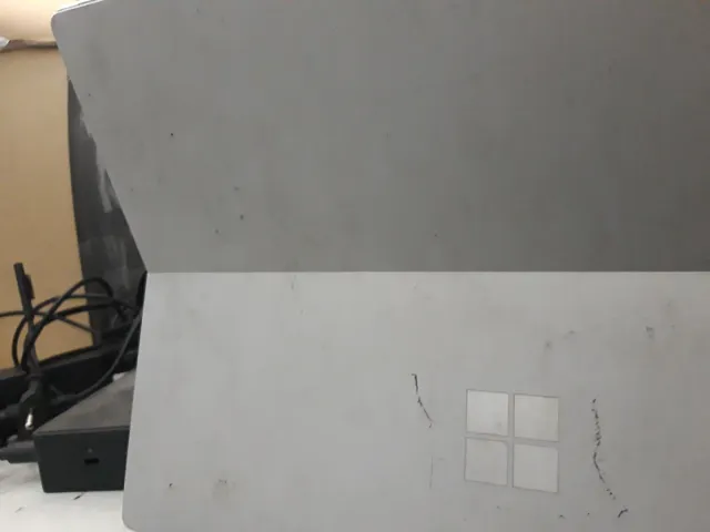 Lote Tablet Surface 1796 + Dock 1661