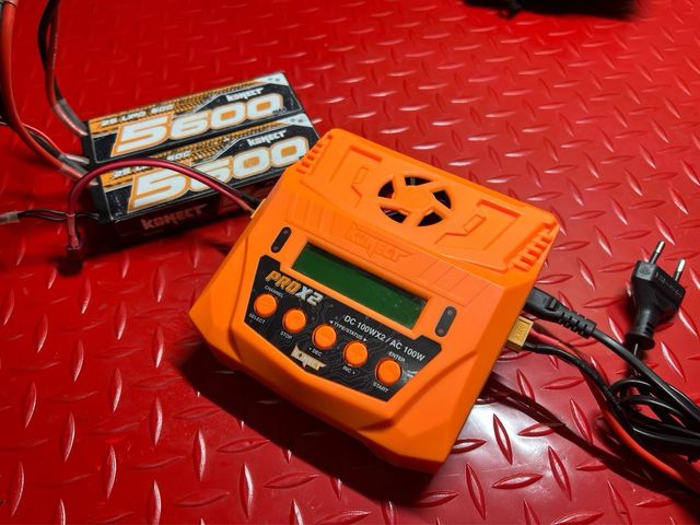 Caricatore Konect PROX2 DC 100WX2/AC 100W + 2 batt