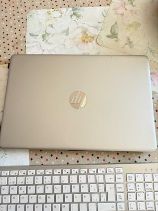 Portátil HP Dorado/Plateado