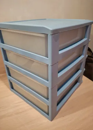 Cajonera de plástico azul