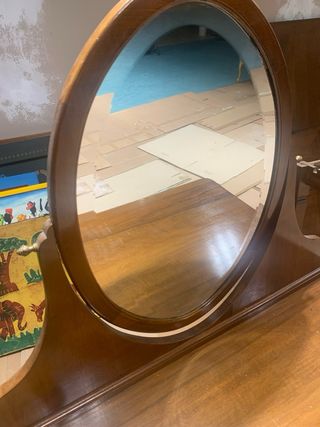 Toeletta con specchio in legno