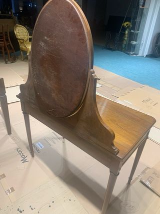 Toeletta con specchio in legno