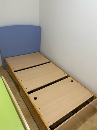 NEGOCIABLE Cuna convertible con bañera y cajones