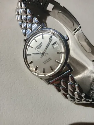 Reloj Longines Conquest Automático