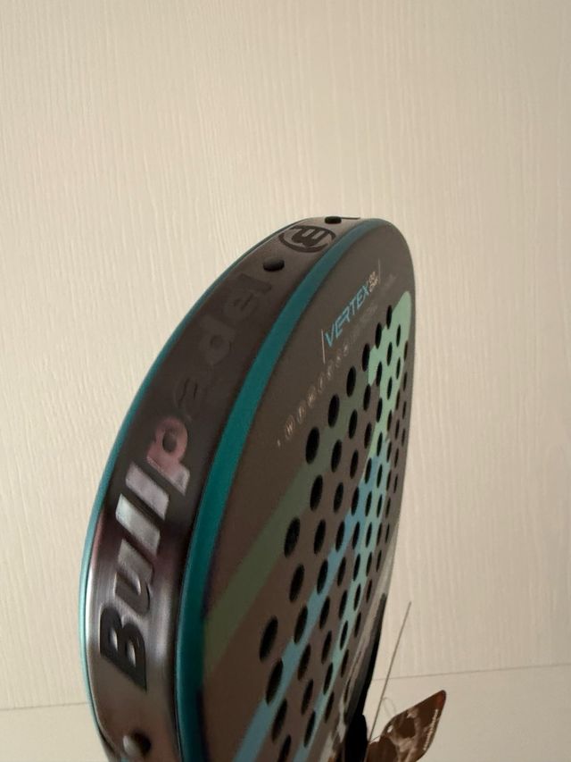 Pala Bullpadel Vertex 03 CMF