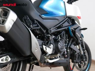 CFMOTO CF 400 NK ABS