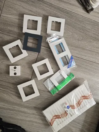 Embellecedores enchufes varios