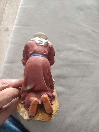 Figura lavandera Belén Olot