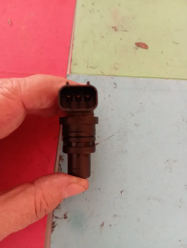 Sensor del cigüeñal MAZDA 6M8G12K073