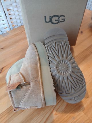 Botas UGG Beige Talla 39