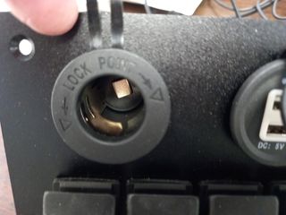 Panel Interruptores Marino  + Voltímetro