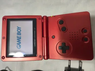 Nintendo Game Boy Advance SP Roja + Cargador