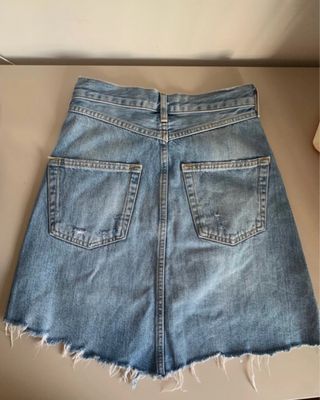 Falda vaquera Zara desgastada