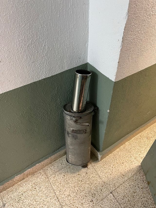 Tubo de escape coche