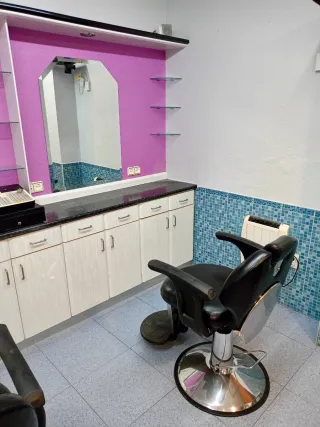 Local / Peluquería de Caballeros