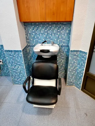 Local / Peluquería de Caballeros