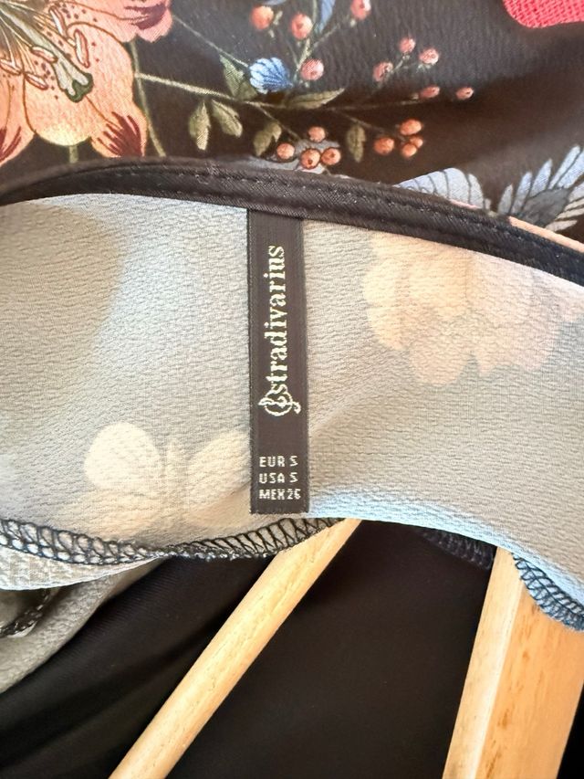 Elegante vestido estampado floral