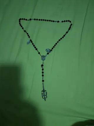 Rosario negro y plata y azabache