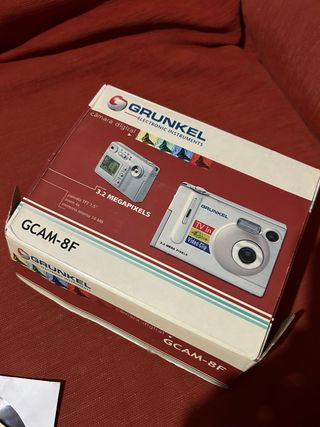 Fotocamera digitale Grunkel GCAM-8F