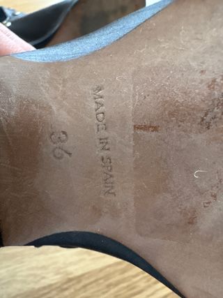 Botines Alpe negros tachuelas talla 36