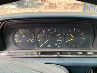 CUADRO CUENTAKILÓMETROS MERCEDES 190