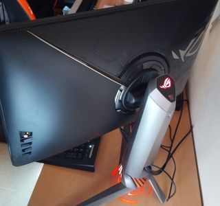 Monitor Gaming ASUS ROG Swift PG27UQ 27 4K 144Hz