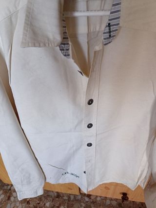 Camisa XOYE manga larga beige